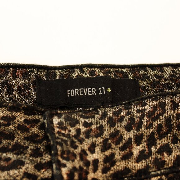 Curvy 3X! NWOT Metallic Leopard Jeans | Statement Stretch for Night Out Energy - Picture 5 of 7
